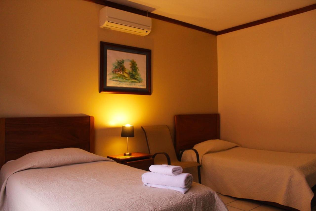 Hotel Guadalupe Tilaran Exterior photo